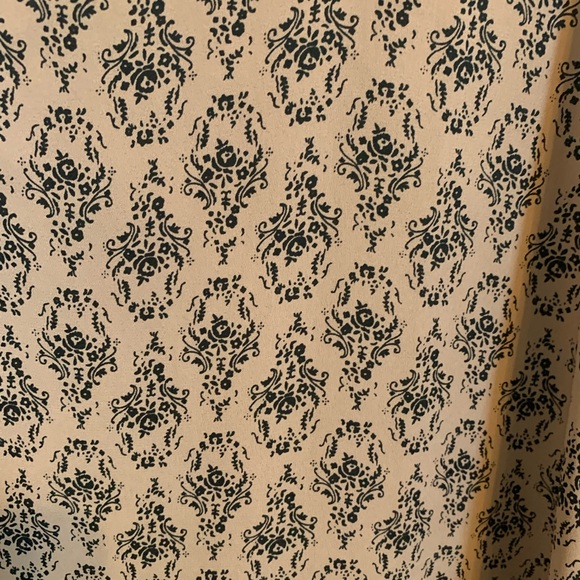 Flowy tank 🖤 - Picture 3 of 8